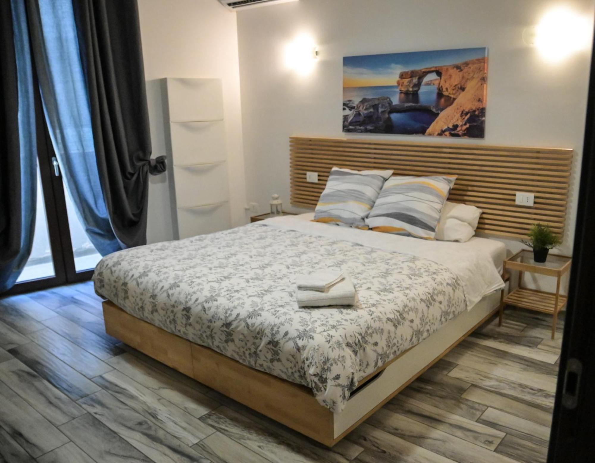 Giorgia House Hotel Pieta Luaran gambar